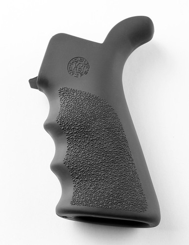 Hogue AR-15 / M16 OverMolded Rubber Beavertail Grip with Finger Grooves - Slate Grey