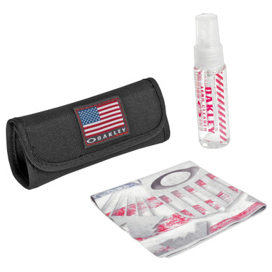 Oakley Standard Issue USA Flag Lens Cleaning Kit