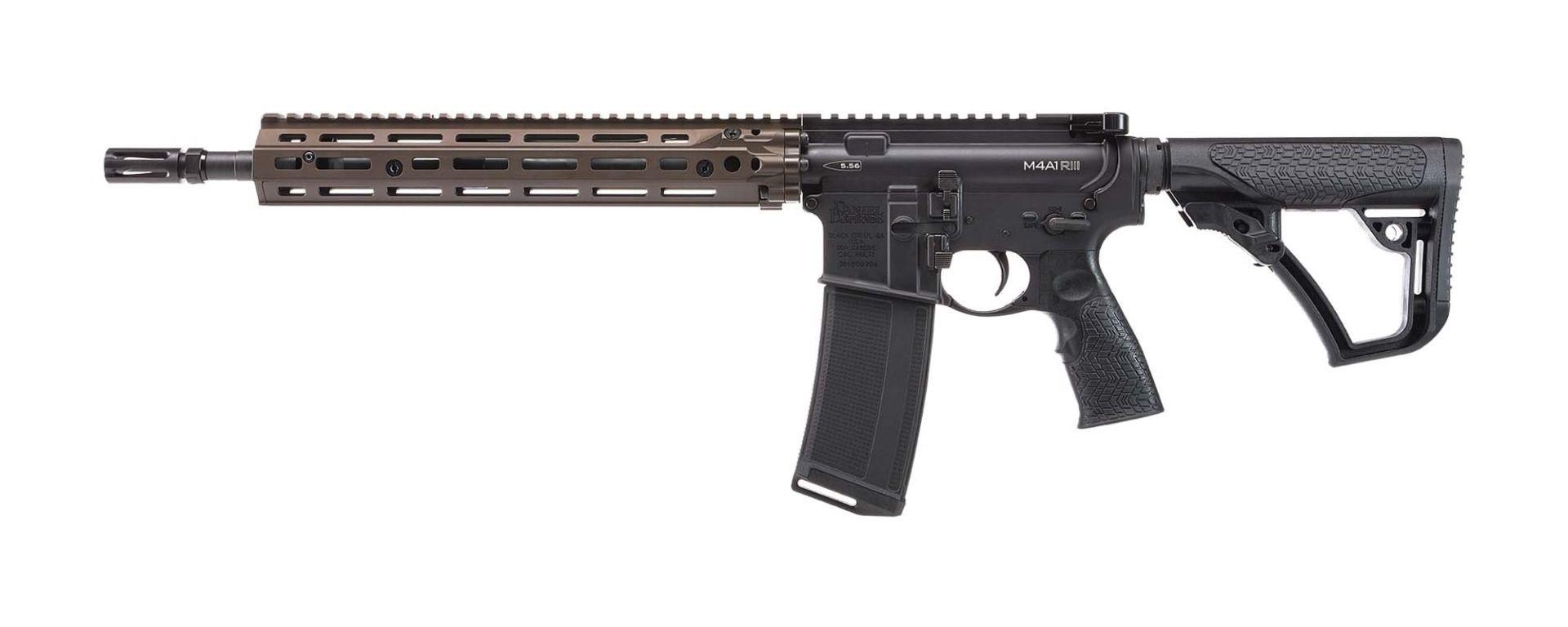 Daniel Defense M4A1 RIII Rifle 0219104238047, 223 Rem/5.56 NATO, 14.5" w/Flash Suppressor, Black Finish, 30 Rds